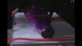 Lesbian SM Latex Bondage